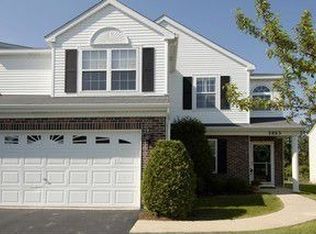 2863 Caldwell Ln, Geneva, IL 60134