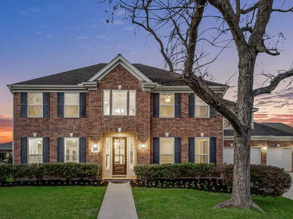 1202 Plantation Dr, Richmond, TX 77406