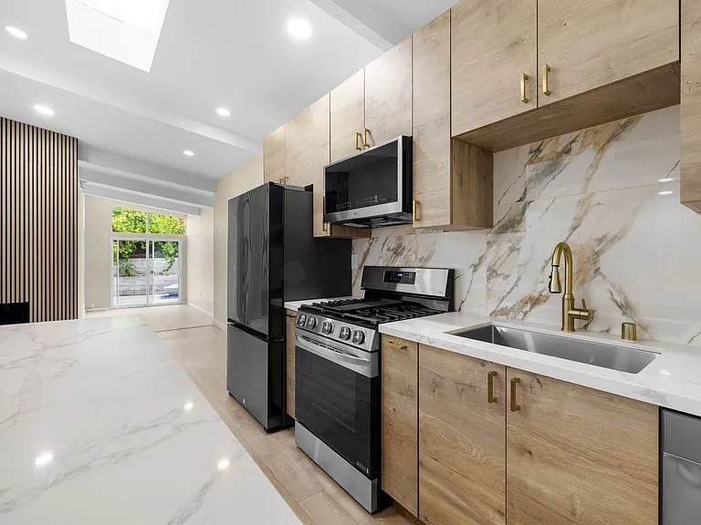 5410 Baja Dr — Photo 5