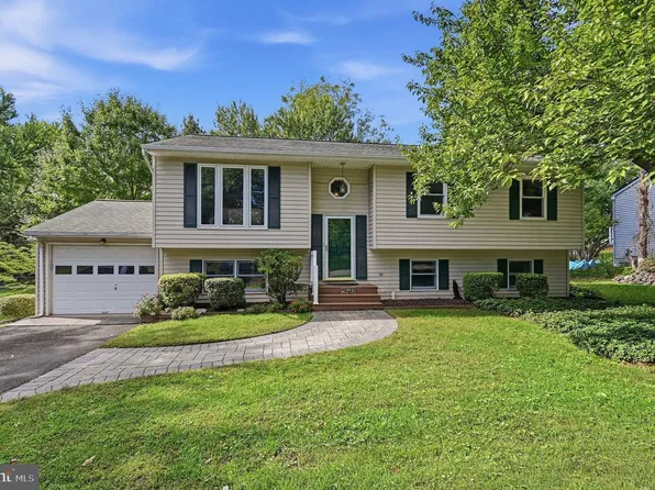 20 Fishback Ct, Warrenton, VA 20186