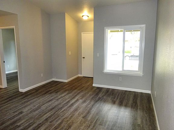 4th image of 3524 Woodglen Dr