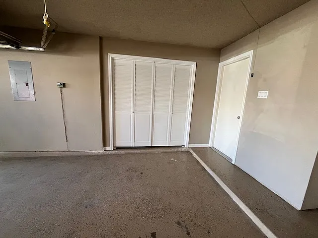 1320 Sheila Dr — Photo 19