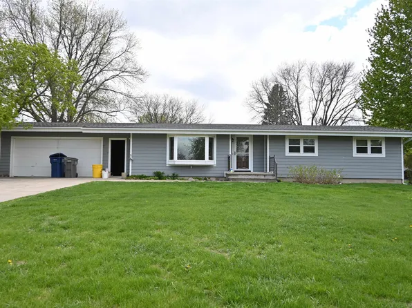 704 E 18th St, Spencer, IA 51301