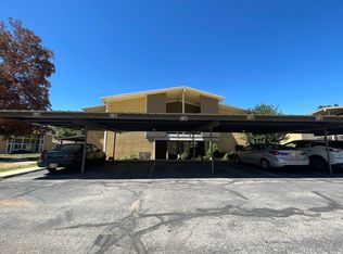 327 Peach Ln, Bountiful, UT 84010