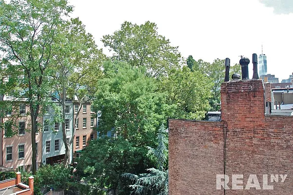 Rented by REAL New York | media 23