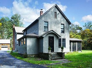 32 Hillside Ave, Airmont, NY 10952