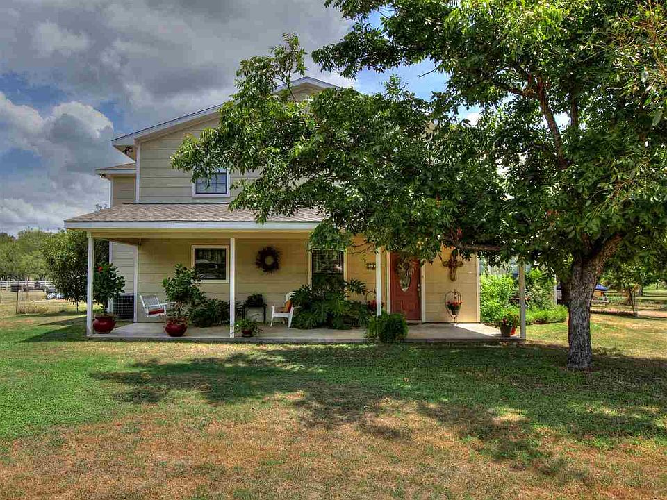 1st image of 115 Pecan Orchard Ln