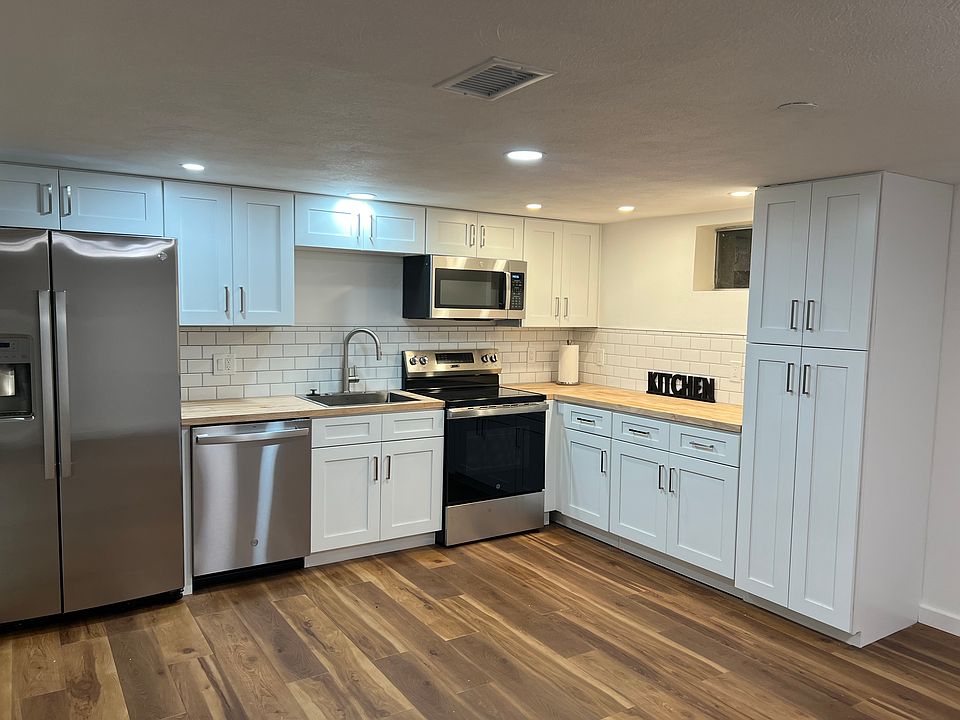 Spacious Kitchen