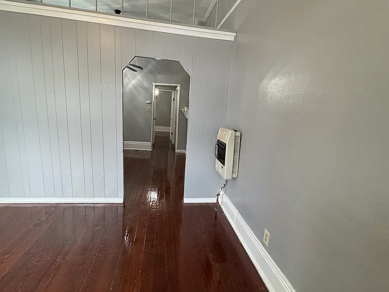 2221 N Prieur St — Photo 27