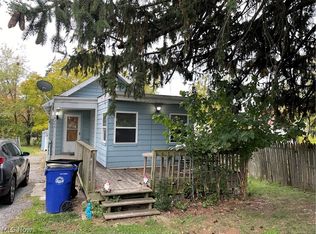 18200 Neff Rd, Cleveland, OH 44119