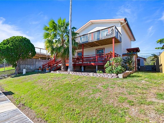3rd image of 3211 Laguna Shores Rd