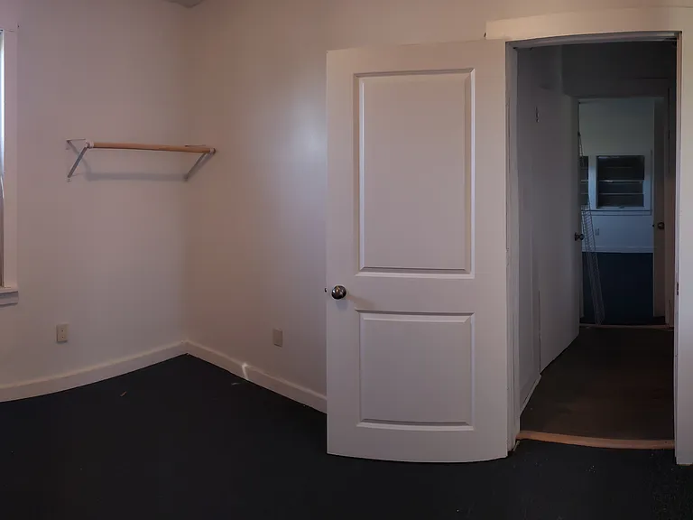 855 McKinley Ave — Photo 5