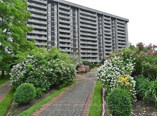 50 Inverlochy Blvd #1004, Markham, ON L3T4T6