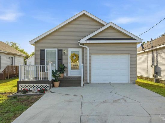 5440 Statler Ave, Pensacola, FL 32507