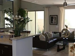 894 Oceo Cir, Palm Springs, CA 92264