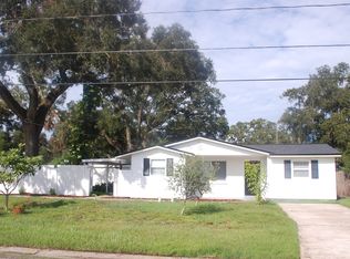 1203 N Palm Dr, Plant City, FL 33563
