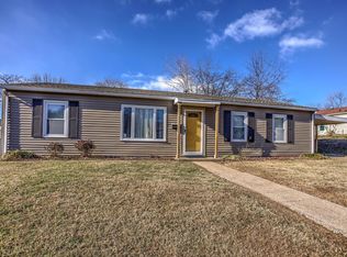4118 Meadowridge Rd, Evansville, IN 47710
