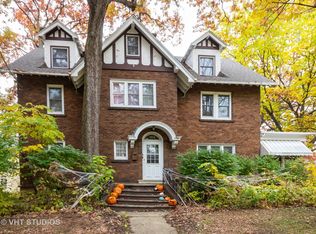 304 Nicholson St, Joliet, IL 60435