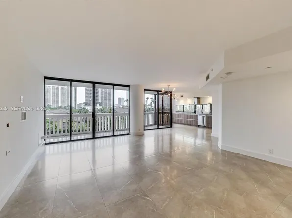 1000 Island Blvd #506, Aventura, FL 33160
