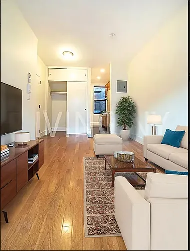 167 W 83rd St Photo 1