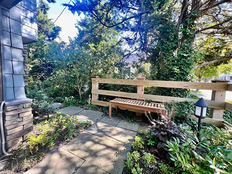 7 N Delavan Ave #2026 — Photo 44