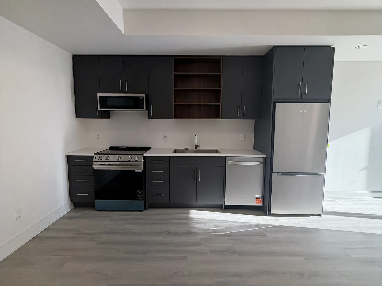 1 bed, $1,950 — Photo 3