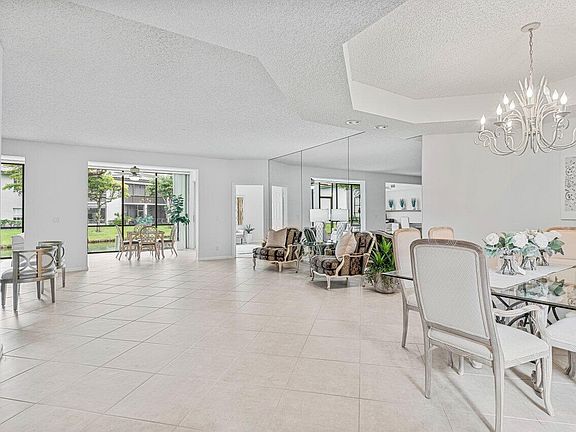 4th image of 11691 Briarwood Circle #2