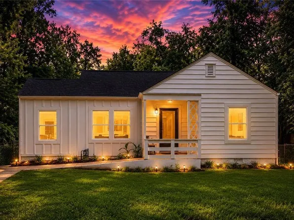 2130 Donald Lee Hollowell Pkwy NW, Atlanta, GA 30318