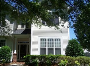 2076 Gable Way Ln, Matthews, NC 28104