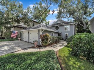 2920 W Knights Ave, Tampa, FL 33611