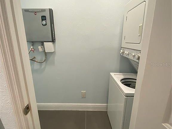 3rd image of 200 Country Club Dr APT 1403