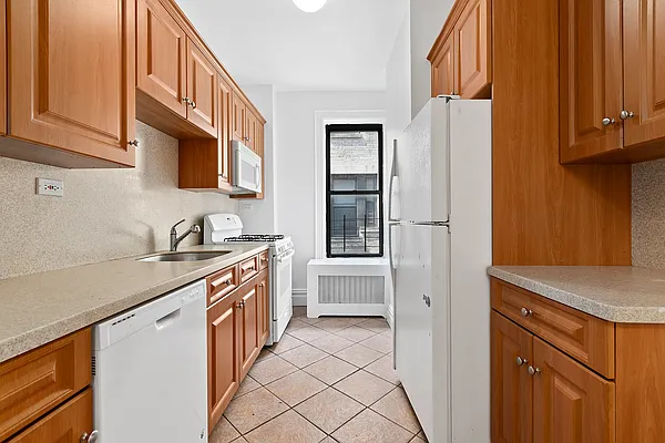 Rented by Corcoran | media 4