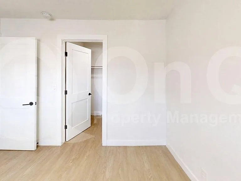 1840 W Thomas Rd #27 — Photo 11