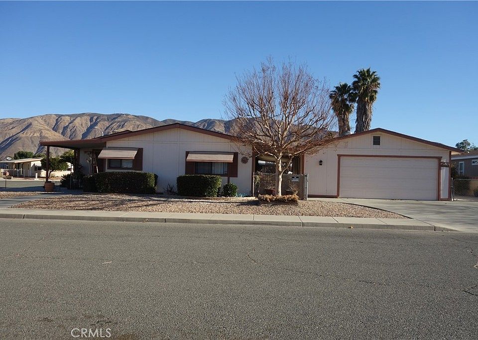 1st image of 202 Flora Vista St