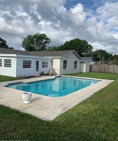 1225 Thomasina Dr — Photo 11