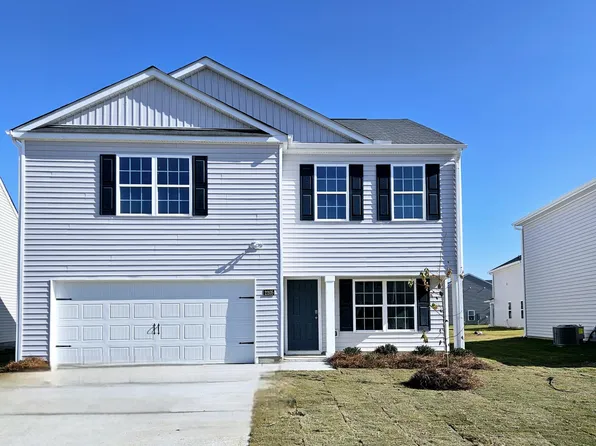 2205 Montalvan Drive, Greenville, NC 27834