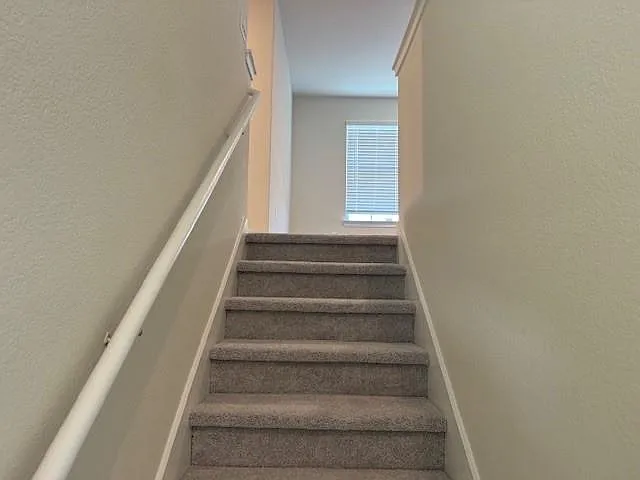 639 Papaya Dr — Photo 26