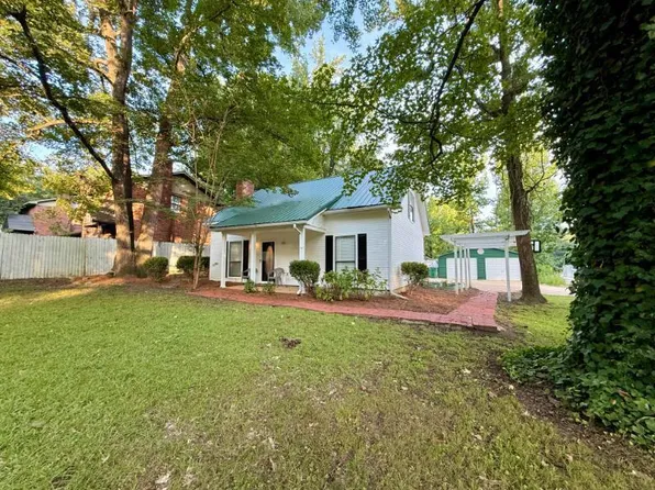 1588 Shands Dr, Tupelo, MS 38804