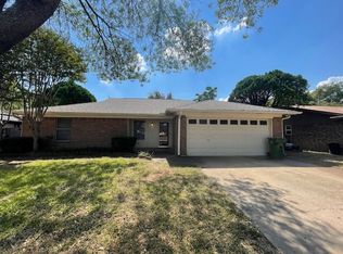8116 Irish Dr, North Richland Hills, TX 76180