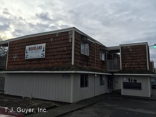 1st image of 1101 Woodland Ave APT 8