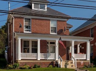9 N Main St, Jacobus, PA 17407