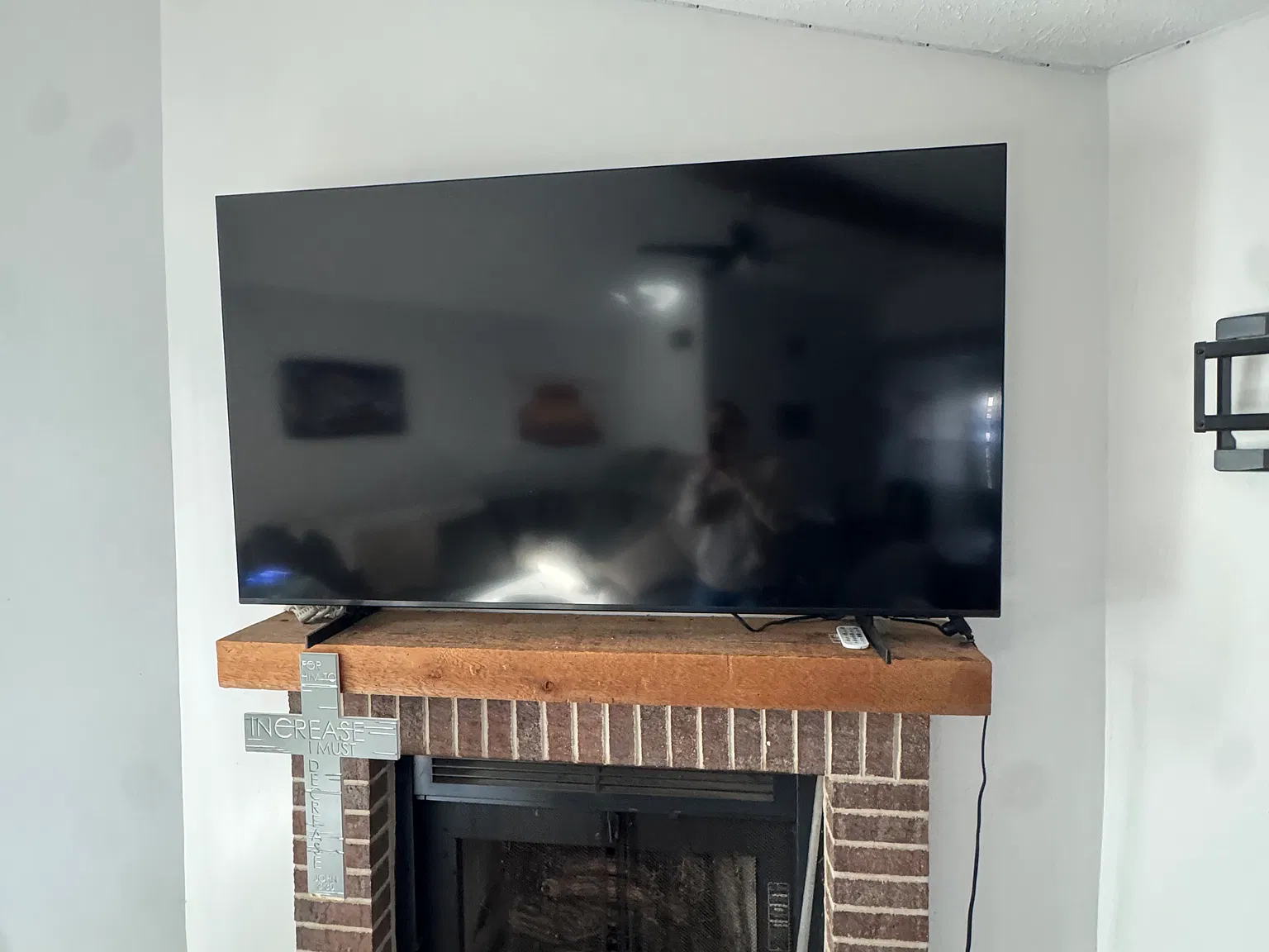 2 bed, 1011 sqft, $1,450 — Photo 3