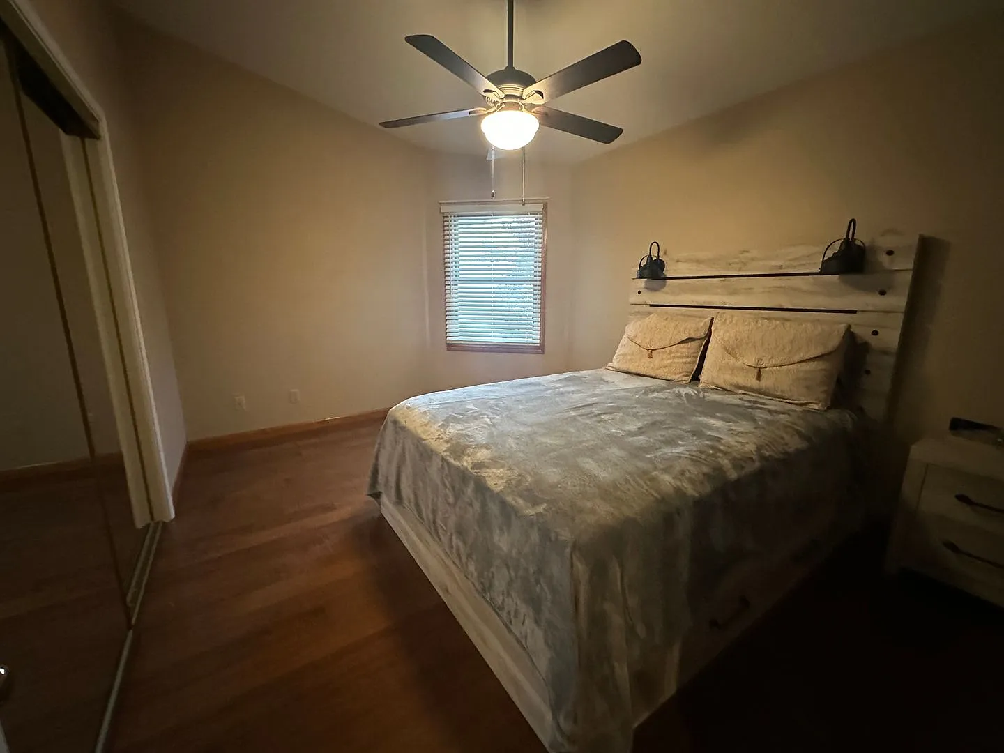 2 Bed 2 Bath Westside Located Duplex — Photo 2