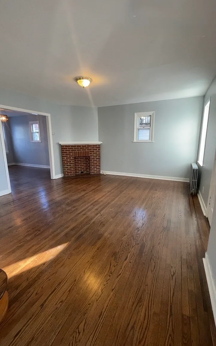 3 bed, $1,750 — Photo 1