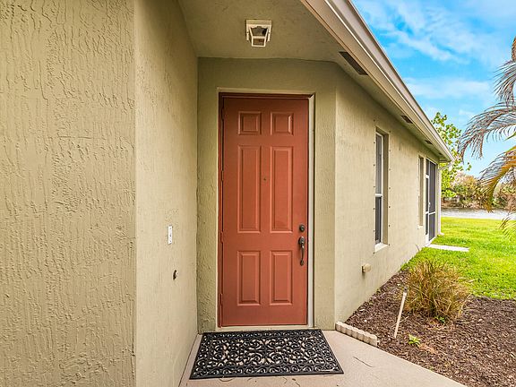 4th image of 9866 SW Eastbrook Circle