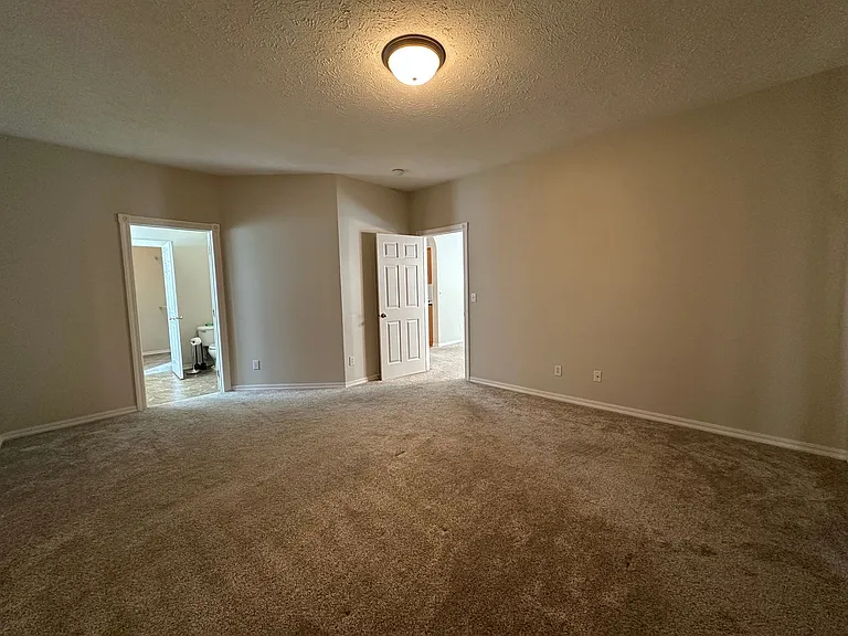 12405 E Aunnic Ln — Photo 9