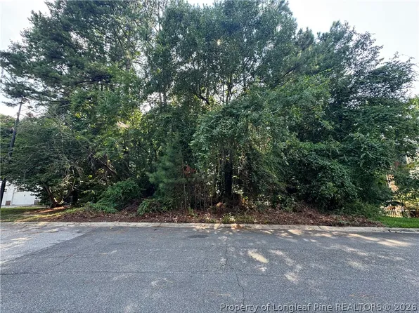 709 Stonington Dr, Fayetteville, NC 28311