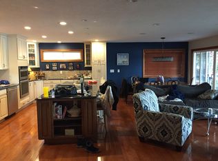 21426 NE Interlachen Ln, Fairview, OR 97024