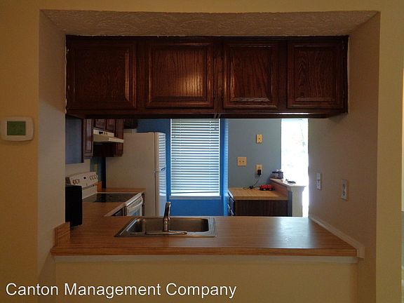 5th image of 81 Stillwood Cir