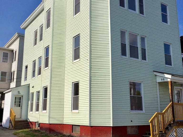 98 Walnut St #2 — Photo 13